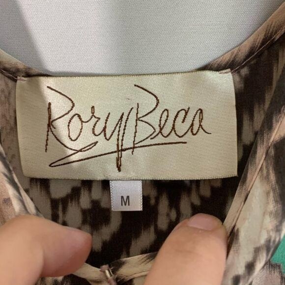 Rory Beca Romper Size Medium Aztec Kees Wrap Boho V Neck 100% Silk Pink Sz M - Picture 6 of 8